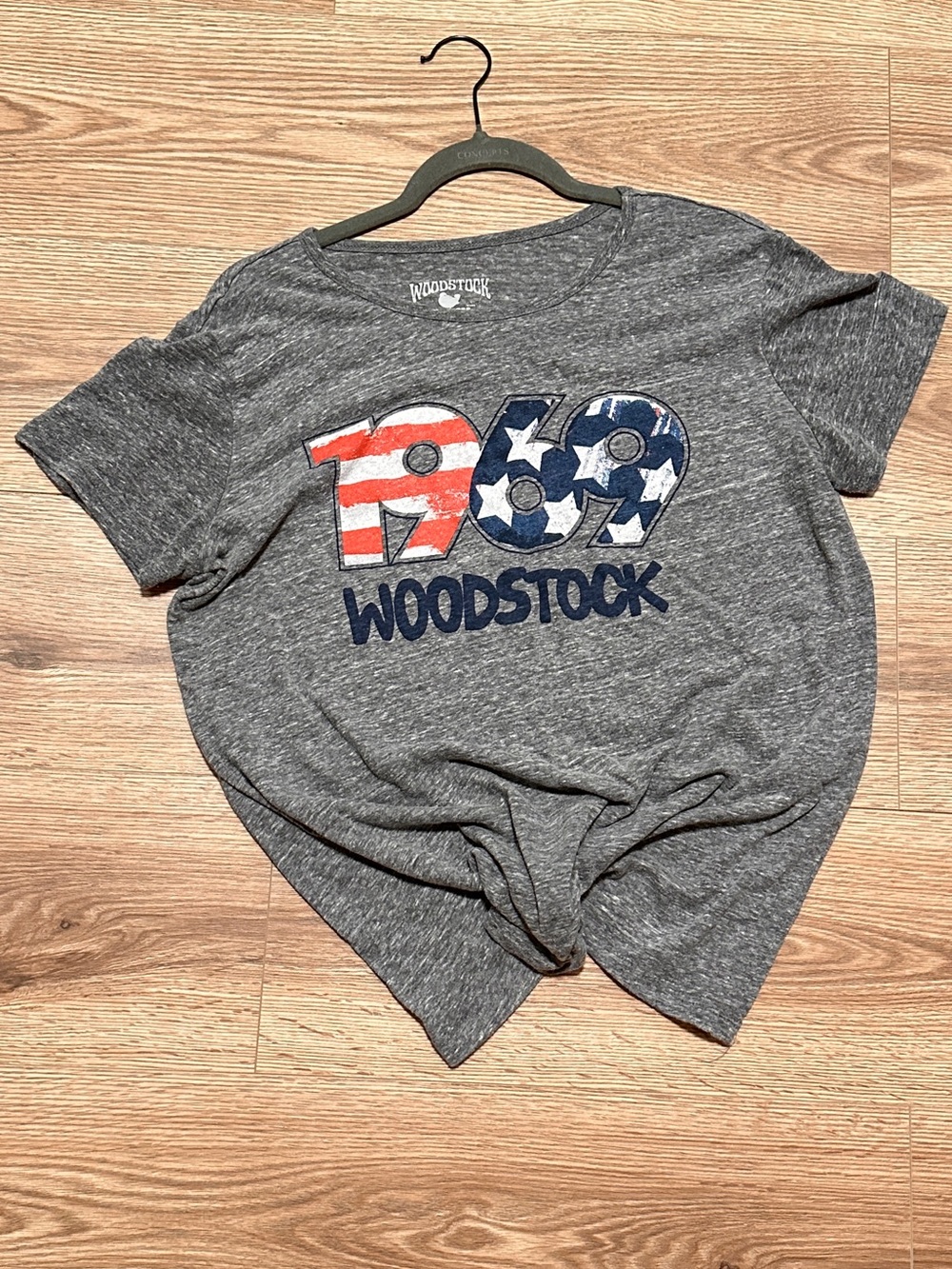 Woodstock patriotic 1969 Graphic T-Shirt - Heather Gray